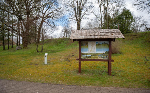 20_Mosėdžio piliakalnis 1 (2).jpg